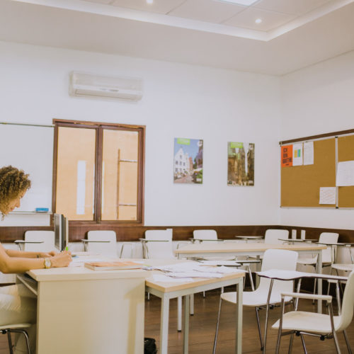 Goethe-Institut Salvador-Bahia. Salas de aula. Foto:  Caroline Paternostro / Divulgação