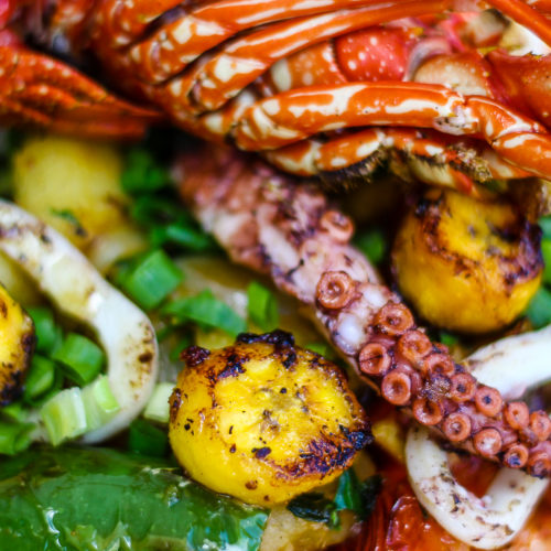 n°1 - Nossa dica é a Chapa de Frutos do Mar.
Restaurante Di Janela. Foto: Amanda Oliveira.
