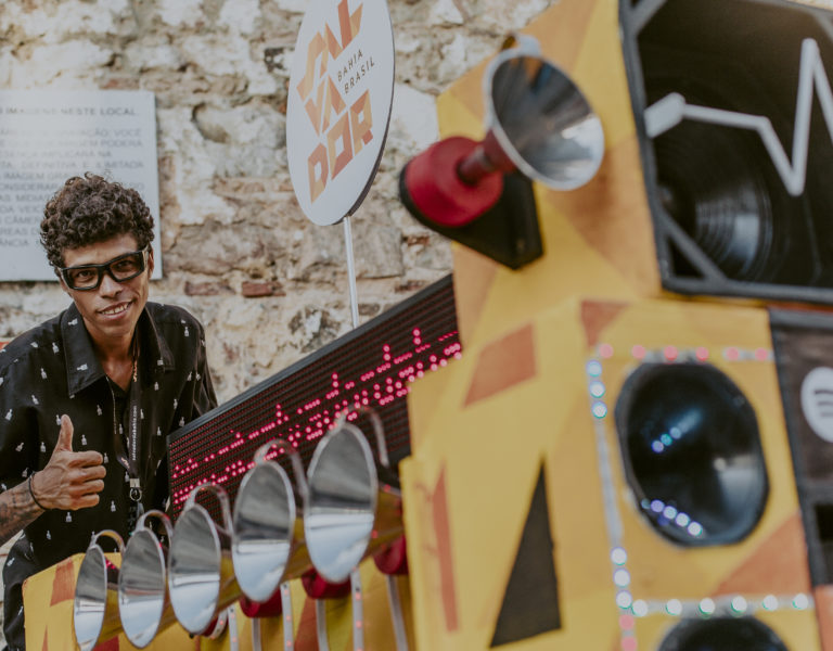 Banner - Le petit chariot à café se transformera en Nano Trio lors du Carnaval 2019