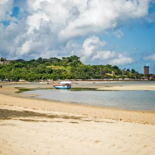 Praia de São Tomé de Paripe. Salvador, Bahia. Foto: Amanda Oliveira.