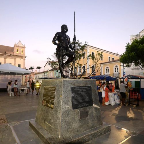 Zumbi dos Palmares. Praça da Sé, Centro Histórico. Salvador Bahia. Foto Jefferson Peixoto-SECOM.
